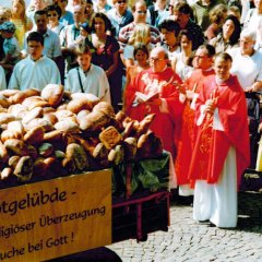 Segnung auf dem Kirchberg