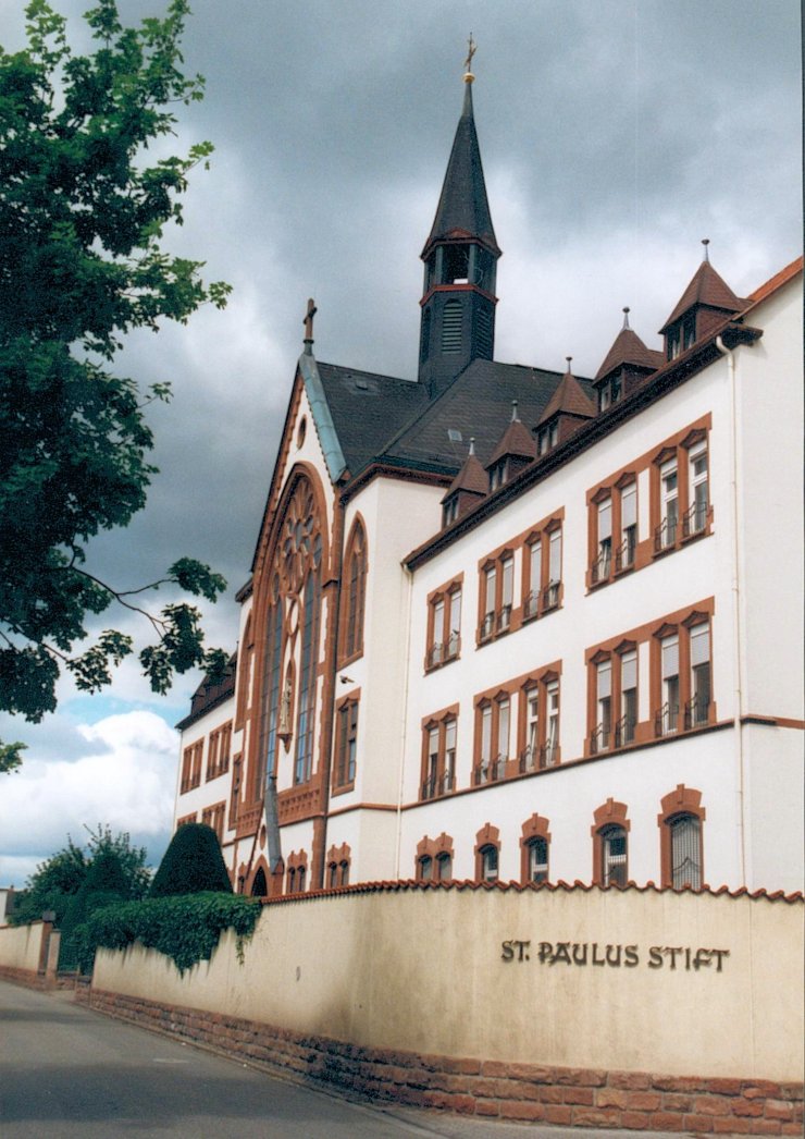 St. Paulusstift Station des historischen Spaziergangs der OG Herxheim